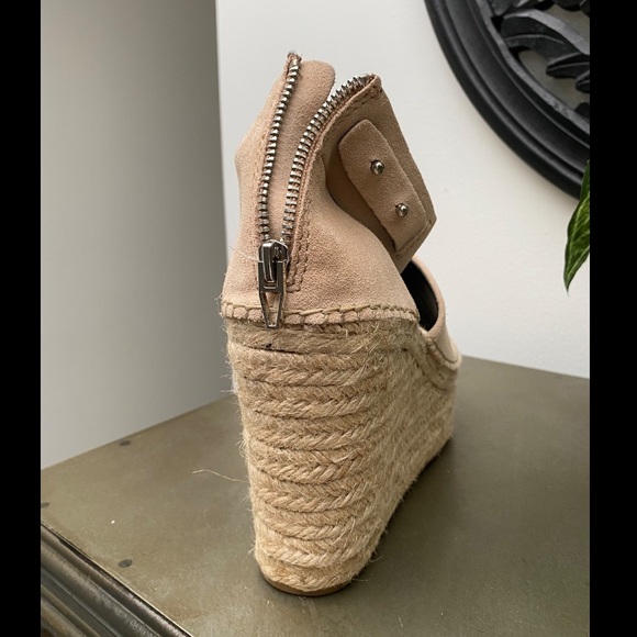 Dolce Vita Wedge size 9 - Woman’s Platform Sandal Pale Pink - Picture 5 of 6